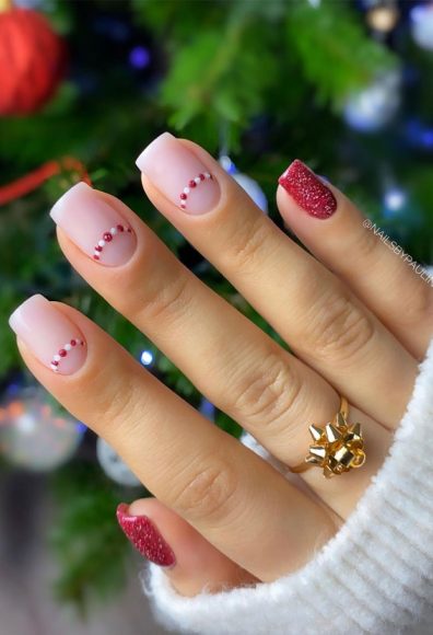 50 Best Festive Christmas Nails Red And White Candy Cane Short Nails