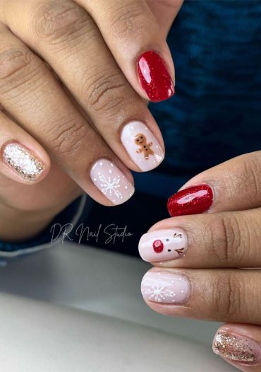 50 Festive Holiday Nail Designs And Ideas Mix N Match Christmas Short Nails 