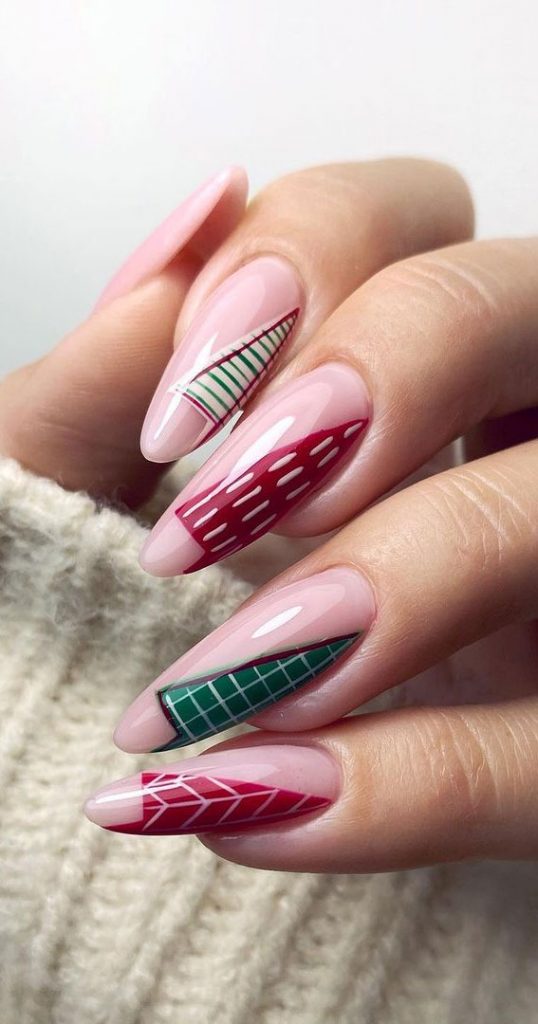 50+ Festive Holiday Nail Designs & Ideas : Mix n Match Christmas Tree 