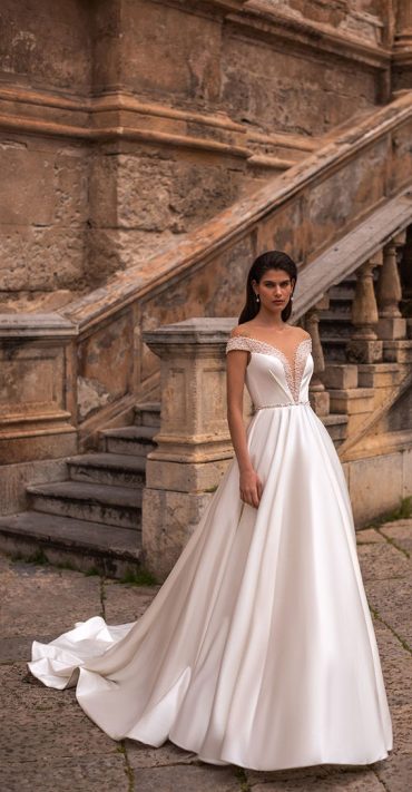 “Made 4 Love” Bridal Collection by Eva Lendel : Mensia