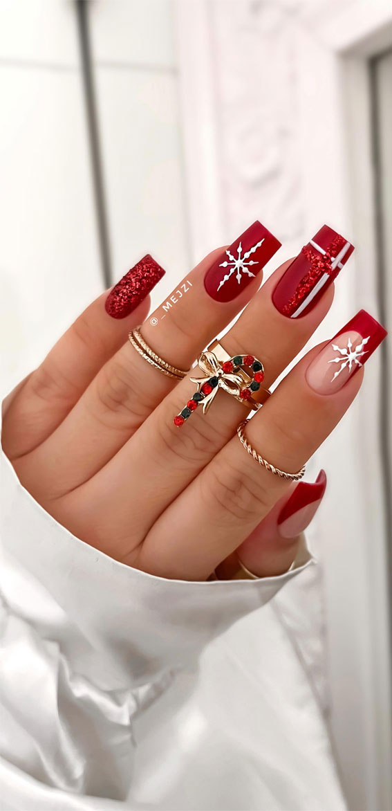 50+ Festive Holiday Nail Designs & Ideas : Mixed Red Christmas Nails