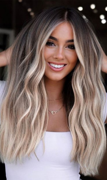 50+ Ways To Wear Spring's Best Hair Colours : Ash Smokey Blonde Balayage