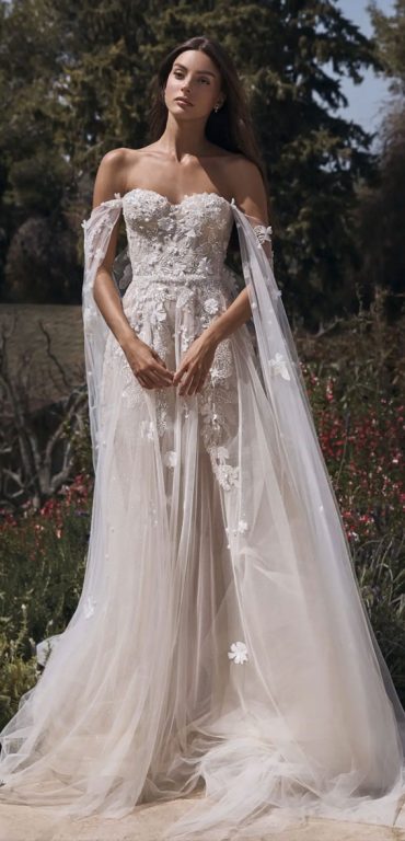 50+ Wedding Dress Trends 2023 : Sweetheart Neckline + 3D Floral Applique