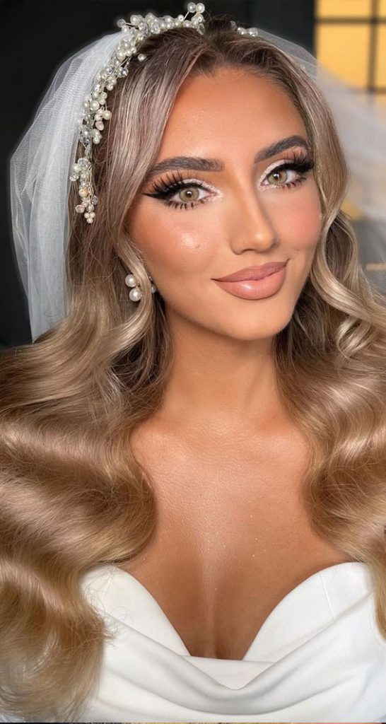 50 Romantic Wedding Makeup Ideas : Hazel Eyes + Milk Tea Hair Down