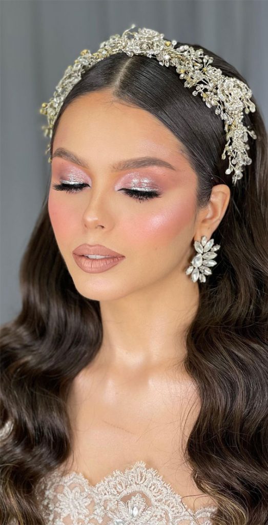 50 Romantic Wedding Makeup Ideas Silver Liner Glam Look 