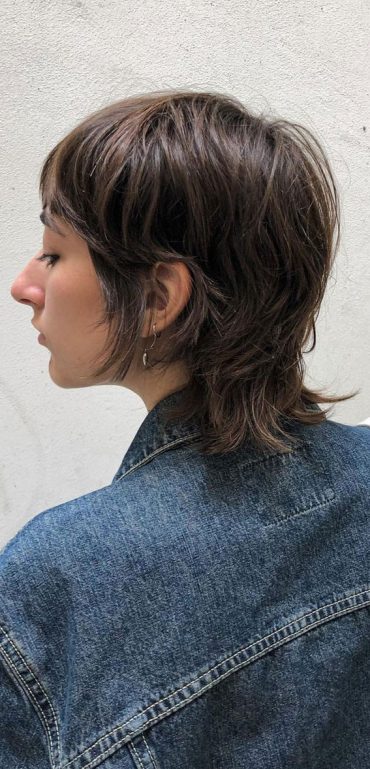 Shag Haircuts That're Low-Maintenance Yet Stylish Haircut : Shaggy ...