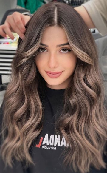 57 Cute Hair Colours and Hairstyles : Ombre Ash Blonde with Lowlights