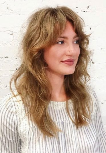 Shag Haircuts That’re Low-Maintenance Yet Stylish Haircut : Metallic ...