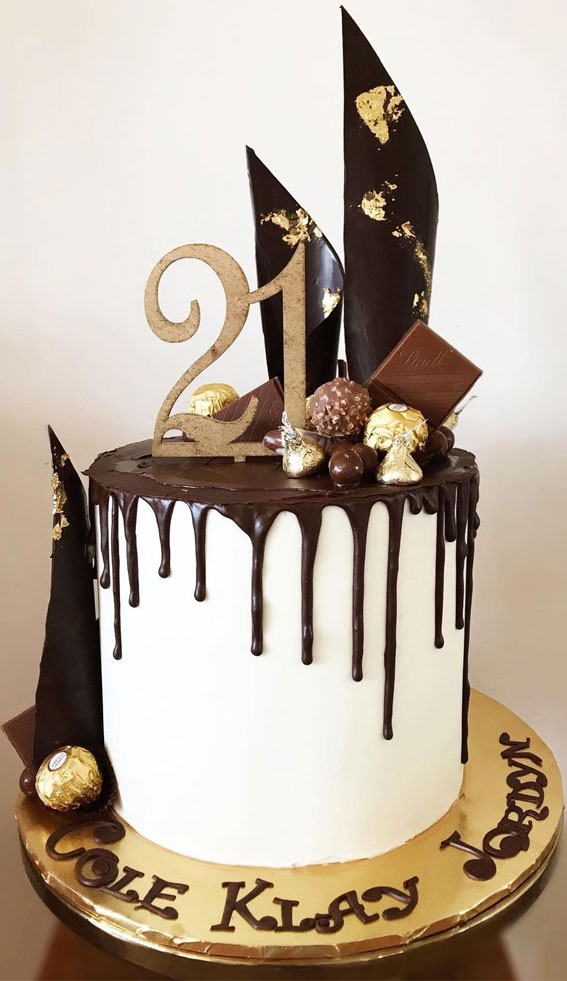 Sugar Cloud Cakes - Cake Designer, Nantwich, Crewe, Cheshire | A Chocolate,  Strawberry and Gin Themed 21st Birthday Cake