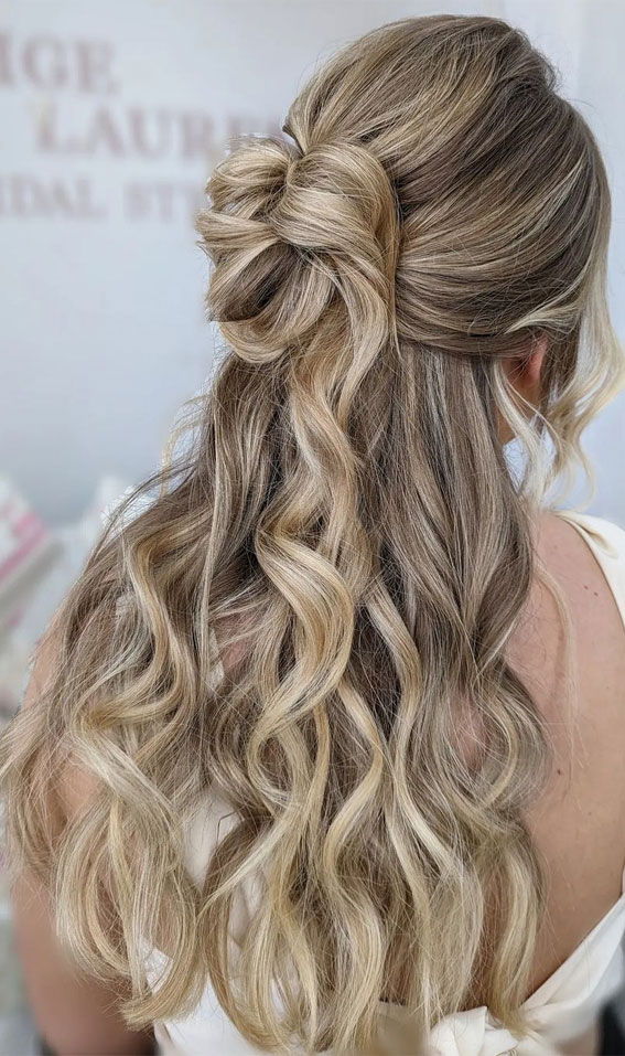 Top 10 Messy Bun Wedding Hair Ideas for Your Big Day