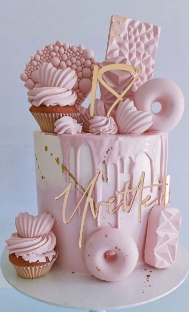 18th Birthday Cake Ideas For A Memorable Celebration Pretty In Blush Pink And Loaded Of Sweet