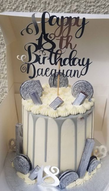 18th Birthday Cake Ideas For A Memorable Celebration : 6inch Vanilla ...