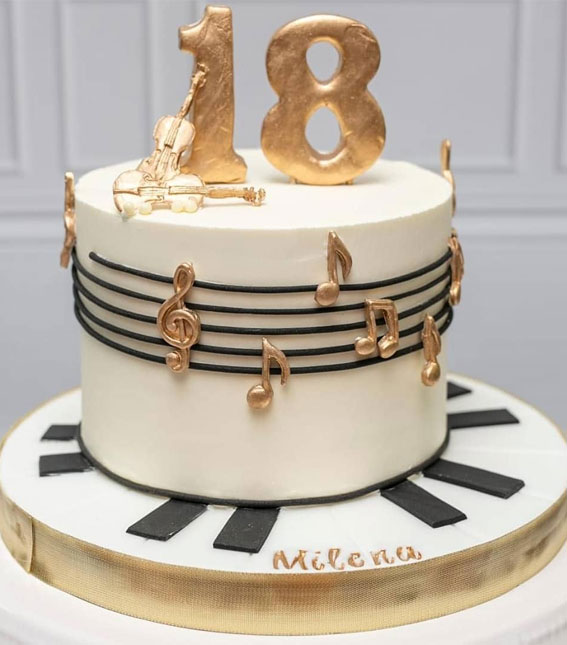 music birthday cakes