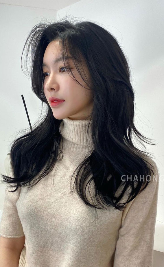 50 Chic and Versatile Medium Layered Haircut Ideas : Korean Style Layered Haircut