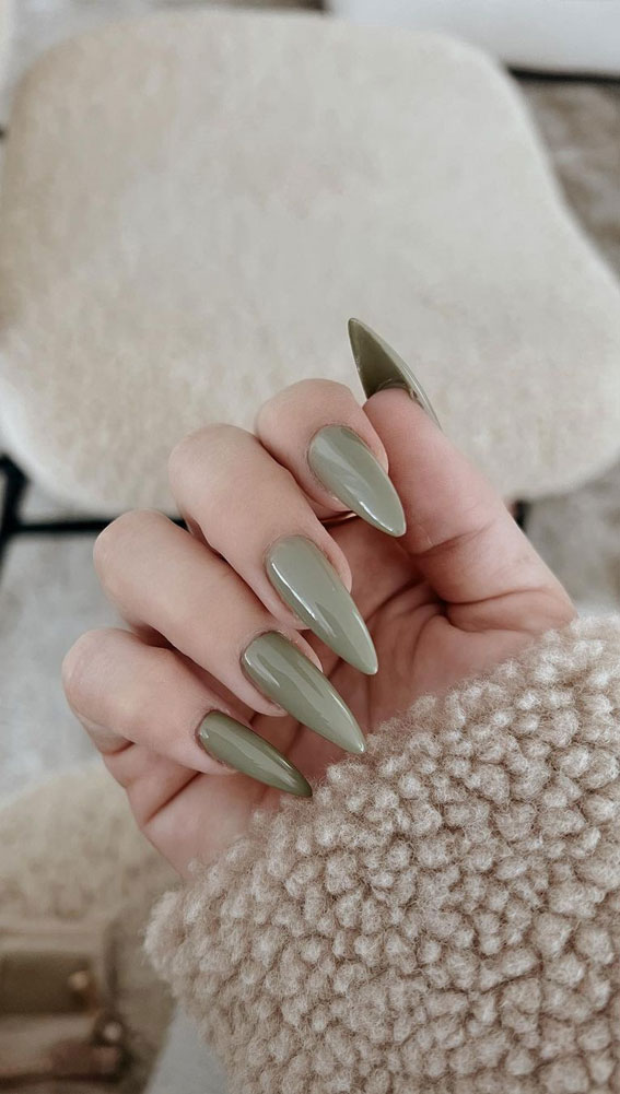 Embrace Autumn with Stunning Nail Art Ideas : Soft Green Stiletto Nails