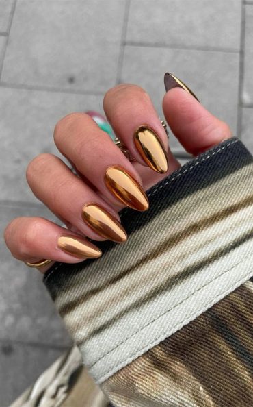 40+ Brilliant Chrome Nail Art Designs : Elegant & Simple Gold Chrome Nails