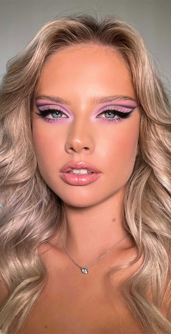 Beautiful Makeup Ideas That Are Absolutely Worth Copying : Cute Gold &  Smokey Look
