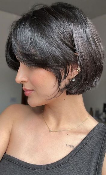 Sassy Short Hairstyles for Modern Elegance : Dark Chocolate Glazed Bob