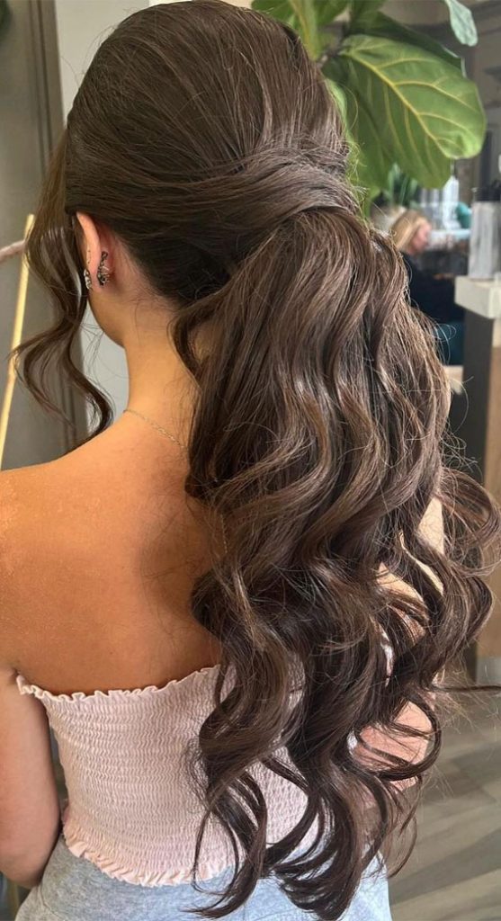 Prom Hairstyles for a Night to Remember : Glam Pony Upstyle + Soft Waves