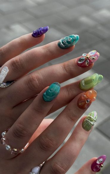 35 Creative Nail Art Inspirations To Transform Your Tips : Colourful 