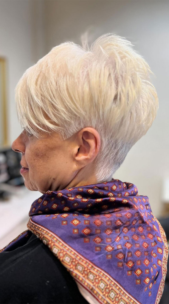 Platinum Pixie Haircut for Women Over 60, voluminous pixie haircut, platinum pixie haircut 