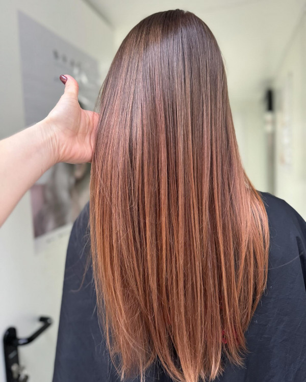 30 Auburn Balayage Hairstyles : Auburn Balayage Sleek long layers