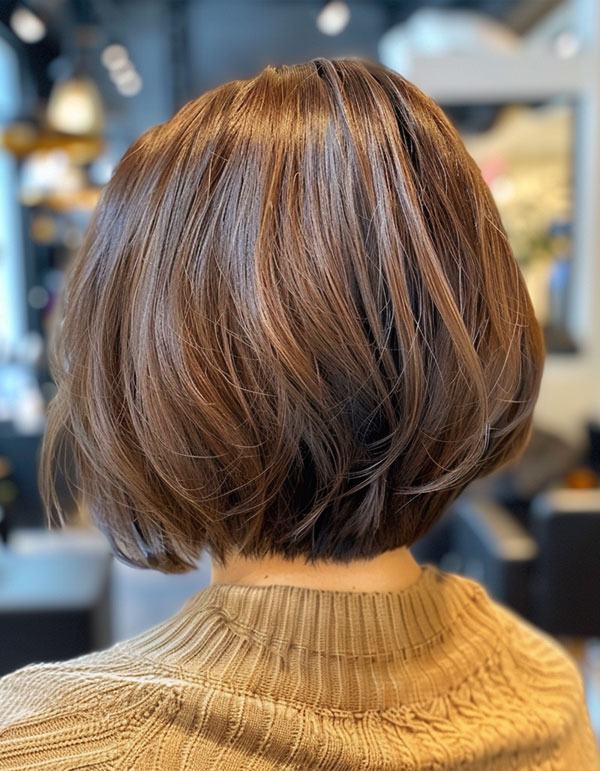 Voluminous Layered Bob, brown hair, layered bob brown hair