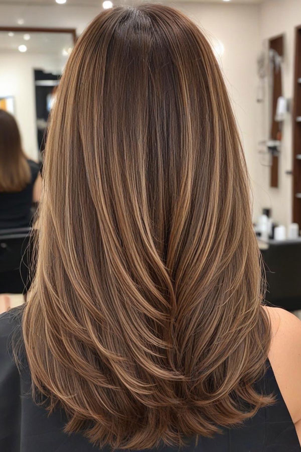 65 Stunning Autumn Hair Colour Shades : Soft Caramel Long Layers 