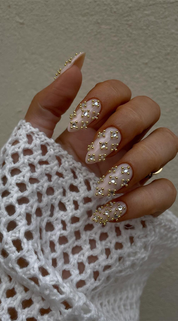 25 Stylish Autumn Nails To Make A Statement : 3D Pearl and Gold Glam Nails