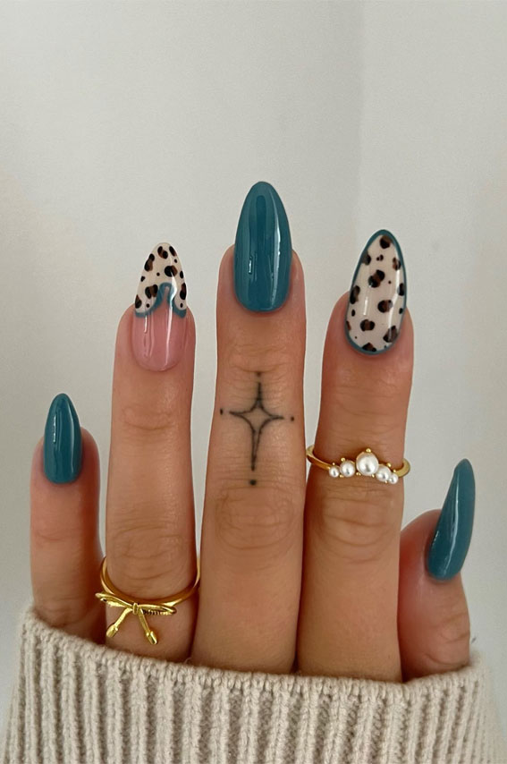 25 Stylish Autumn Nails To Make A Statement : Teal & Leopard Accent Mix