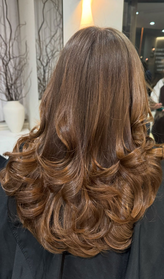 Golden Chestnut Butterfly Layers, Subtle hair colour for dark hair, Subtle hair colour for brunettes, Subtle hair colour for brown hair, Best subtle hair colour