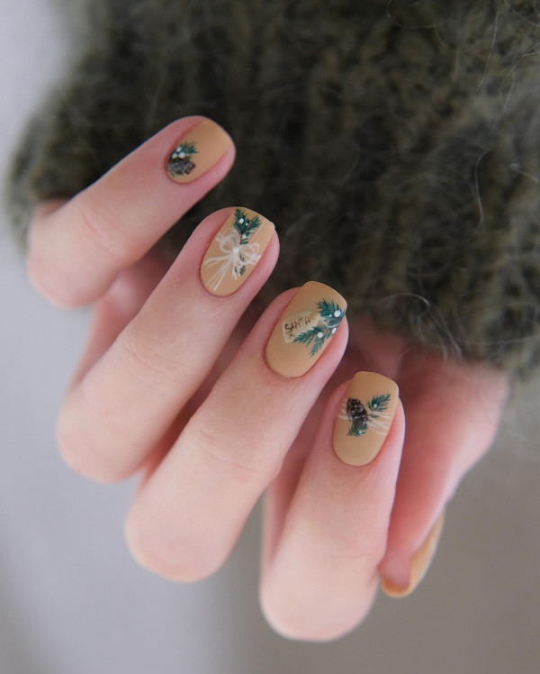 From Subtle to Sparkly Christmas Nails That Wow : Rustic Holiday Charm