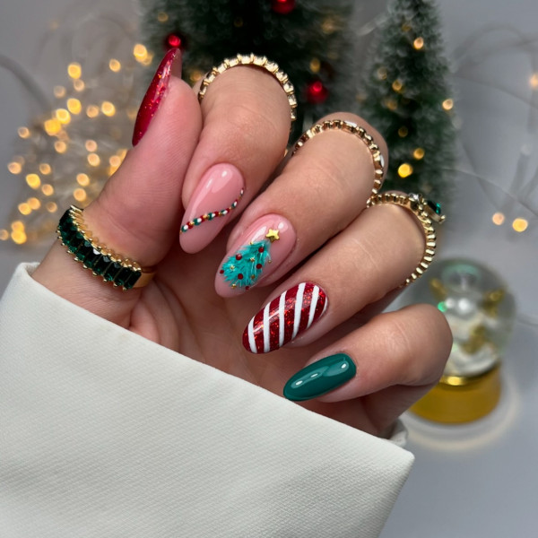 From Subtle to Sparkly Christmas Nails That Wow : 3D Christmas Tree Nails