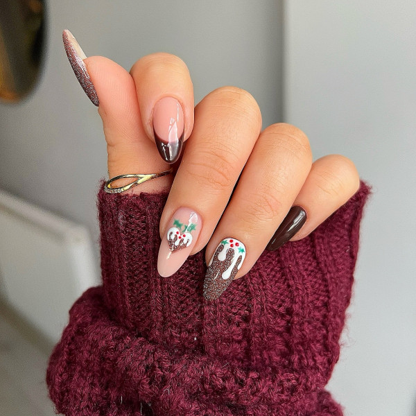 Festive Christmas Pudding Nails, red Christmas nails, Christmas nail art, Christmas nail ideas, Christmas nails, mix and match festive holiday nails, cute Christmas nail designs, festive holiday nails