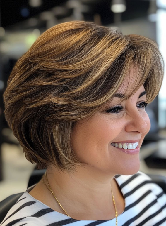 38 Pixie Bob Haircuts For Woman Over 50 : Brunette Bixie with Subtle Highlights