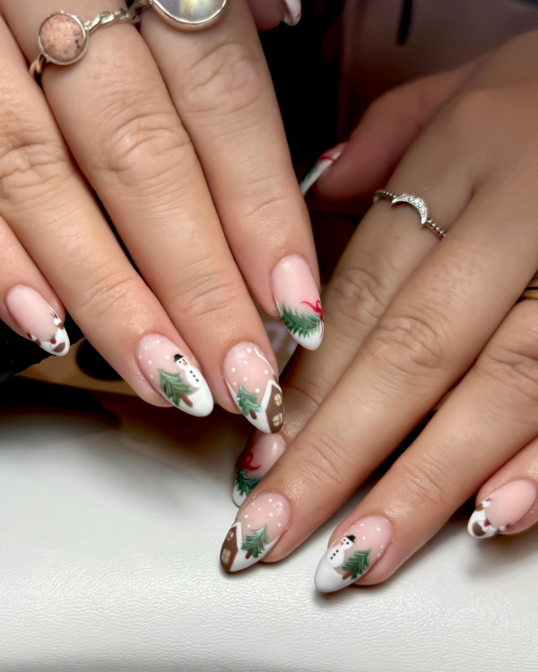 35 Cute Christmas Nail Art Ideas : Winter Wonderland Nails