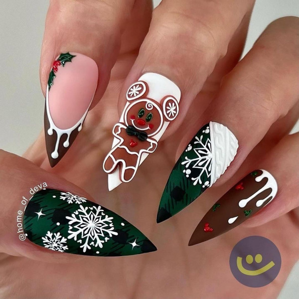 35 Cute Christmas Nail Art Ideas : Gingerbread Wonderland Nails