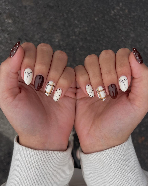 35 Cute Christmas Nail Art Ideas : Mix n Match Brown Festive Holiday Nails