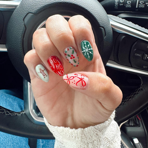 35 Cute Christmas Nail Art Ideas : Playful Christmas Charm Nails