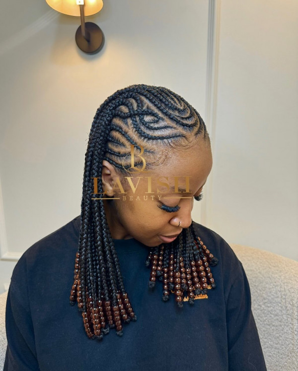 16 Trendy Fulani Braids with Beads : Elegant Shoulder-Length Fulani Braids with Chocolate Beads