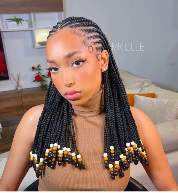 16 Trendy Fulani Braids with Beads : Shoulder-Length Fulani Braids with Beads