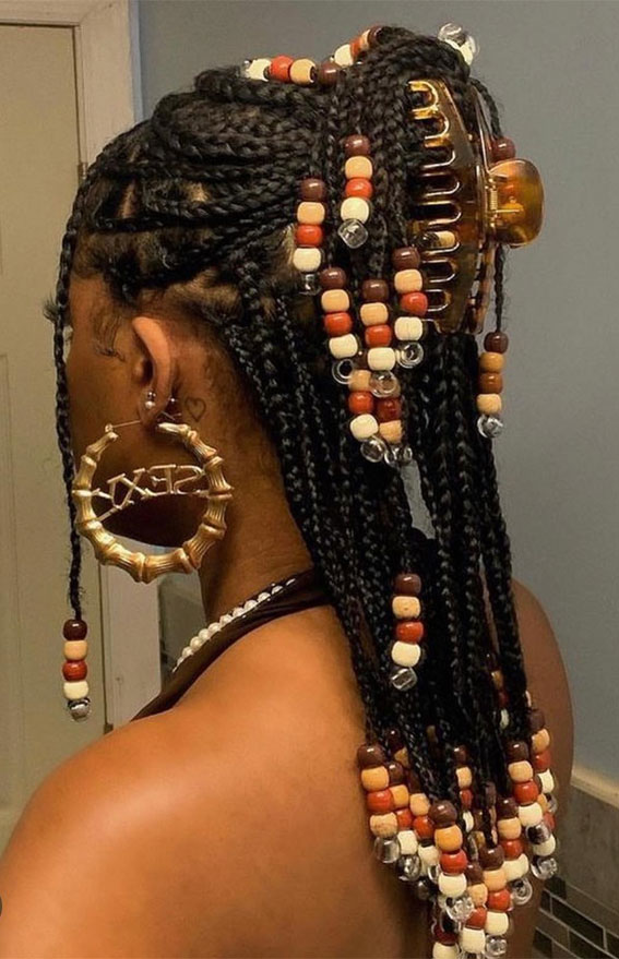 16 Trendy Fulani Braids with Beads : Chic Claw Clip Fulani Braids with Earthy Beads