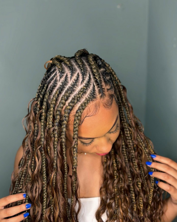 22 Gorgeous Fulani Braids With Curls for a Trendy Look : Golden Brown Fulani Waves