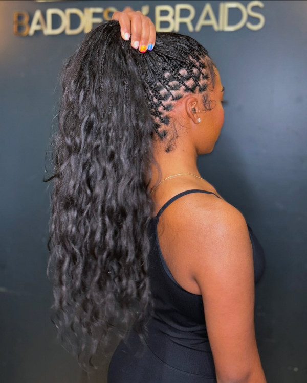 22 Gorgeous Fulani Braids With Curls for a Trendy Look : Sleek Fulani Ponytail with Soft Waves