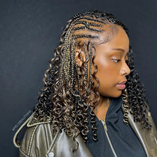 22 Gorgeous Fulani Braids With Curls for a Trendy Look : Braided Beauty with Golden Highlights