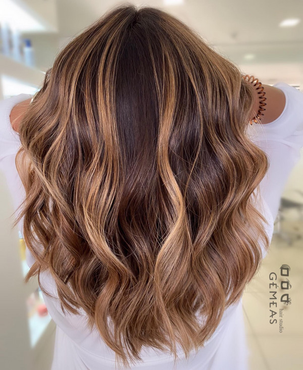 Cappuccino Brunette Beachy Waves, cappuccino brunette hair colour, cappuccino hair colour, cappuccino balayage