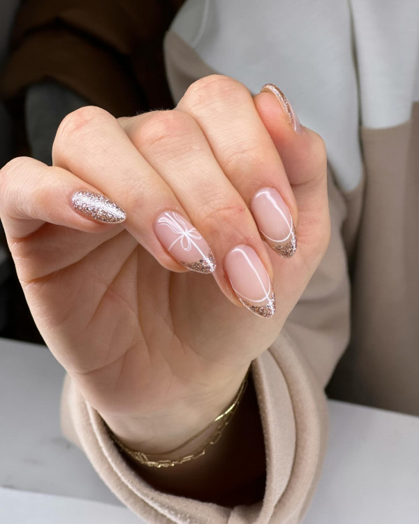 30 Elegant Christmas Nail Designs : Rose Gold Glitter French Tips