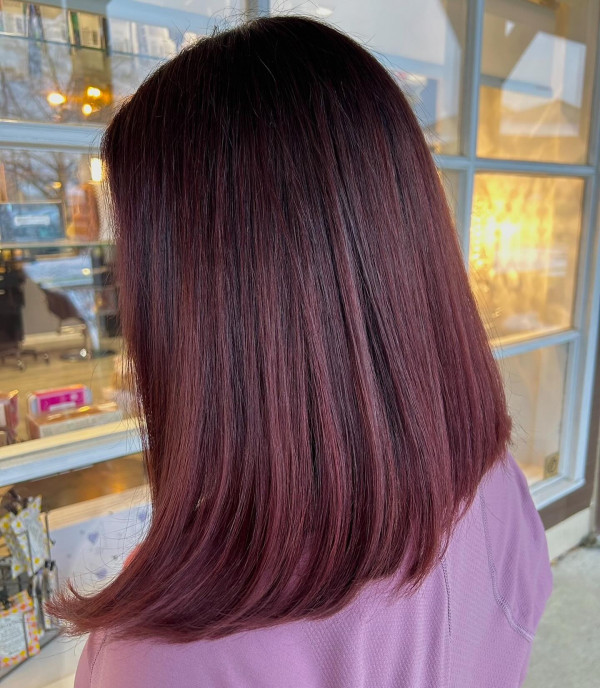 25 Rich Cherry Hair Hues for a New Look : Soft Plum Cherry Lob with Subtle Layers