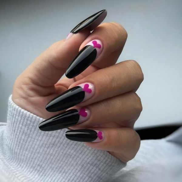 40 Charming Love Heart Accent Nail Ideas : Shiny Black & Pink Almond Nails with Love Hearts