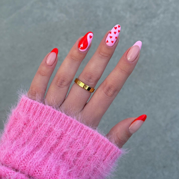 40 Charming Love Heart Accent Nail Ideas : Mixed Yin-Yang & Love Pattern Valentine’s Nail Art